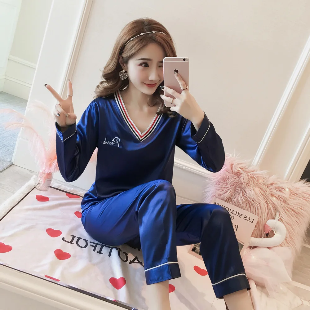 

2019 Spring Summer Pyjamas Women Pajamas Sets Satit Pattern Faux Silk Girl Pijama Mujer Sleepwear Young Girl Pajama Sets Pj Set