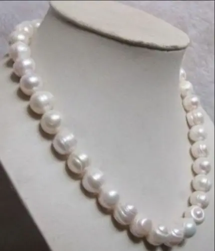 

FREE shipping>>>>genuine 11-12MM white BAROQUE Freshwater Pearl necklace 17
