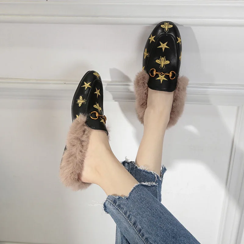 

Fashion Ladies Outdoor Fur Women Slippers Flat Shoes Woman Warm Mules Shoes Slides Casual Shoes Female Slippers Flip Flops Women