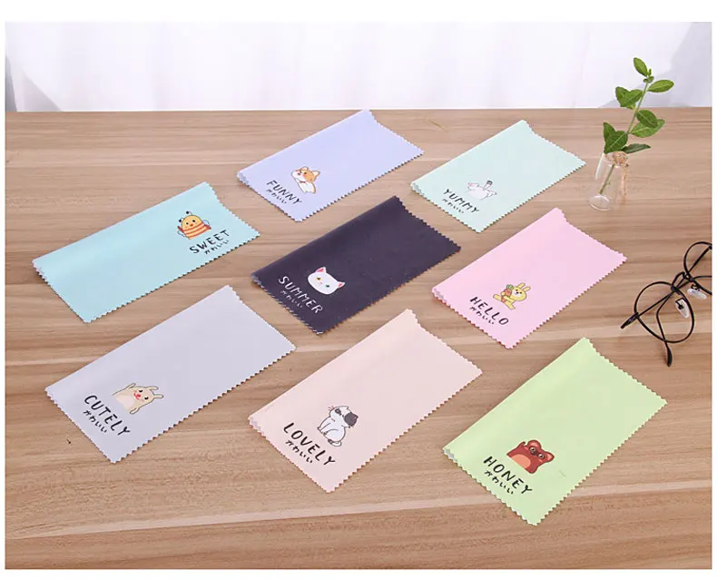 4 pcsAnimal Pattern Cleaner Clean Glasses Lens Cloth Wipes For Sunglasses Microfiber Eyeglass Cleaning Cloth For Camera Computer  Cleaner1 (11)