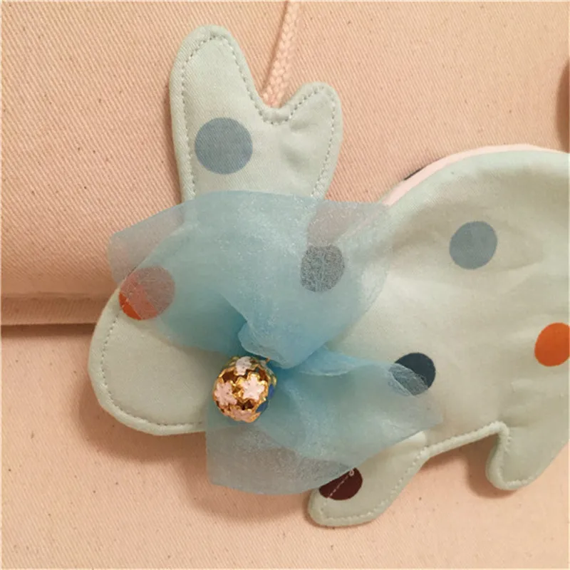 2196591489_1987033786