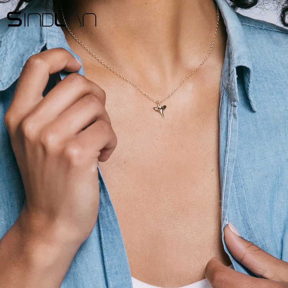 

Sindlan Stylish Ocean Shark Teeth Necklaces for Women Simple Chain Charm Necklace Summer Girls Boho Necklace Fashion Jewelry