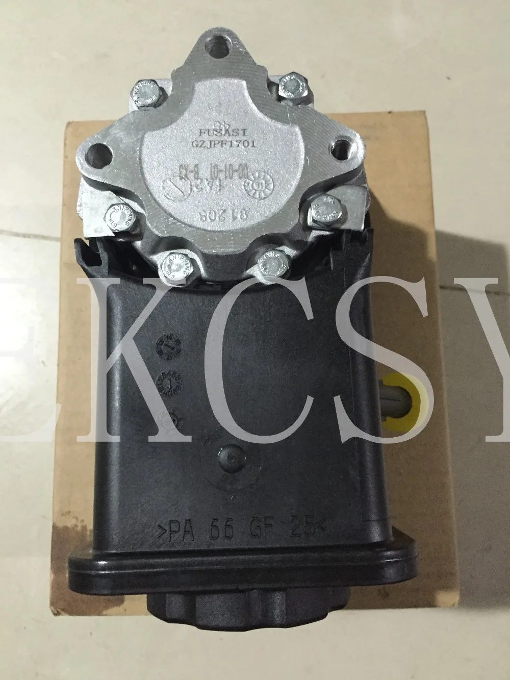 Bomba de agua QCP3111 Quinton Hazell refrigerante 500300476 500361203 500361919 98438356