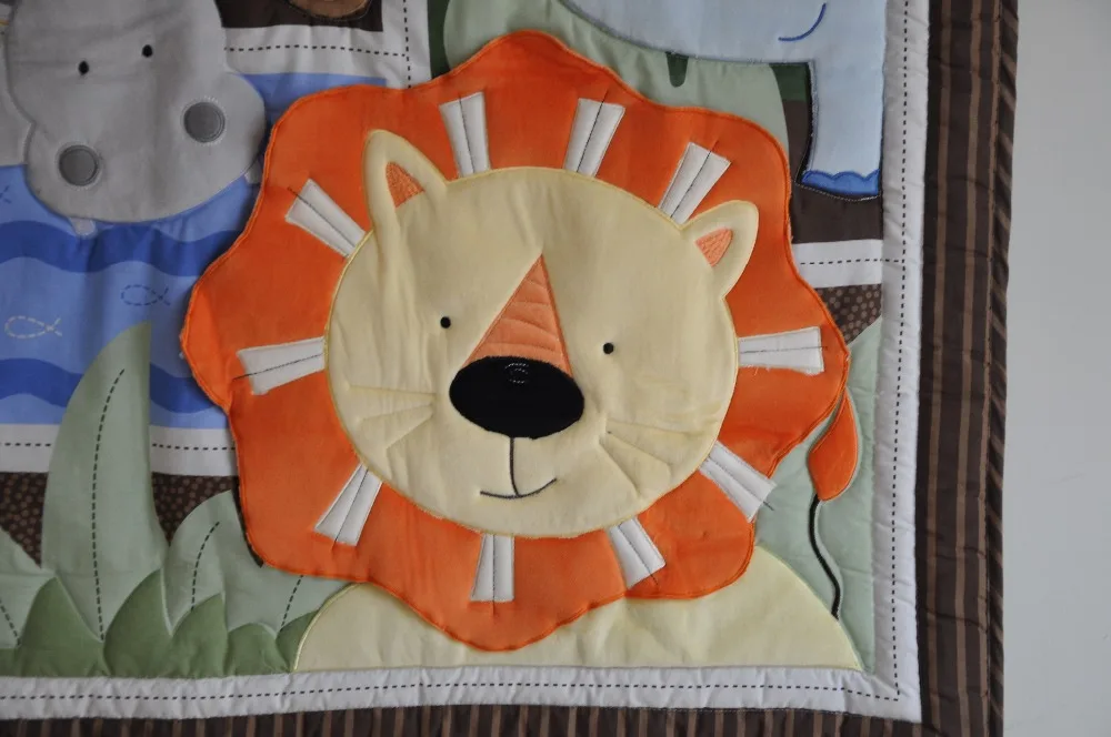8 шт. кроватки детской комнаты для маленьких Спальня комплект детские постельные принадлежности коричневый Orange Лев кроватка постельных