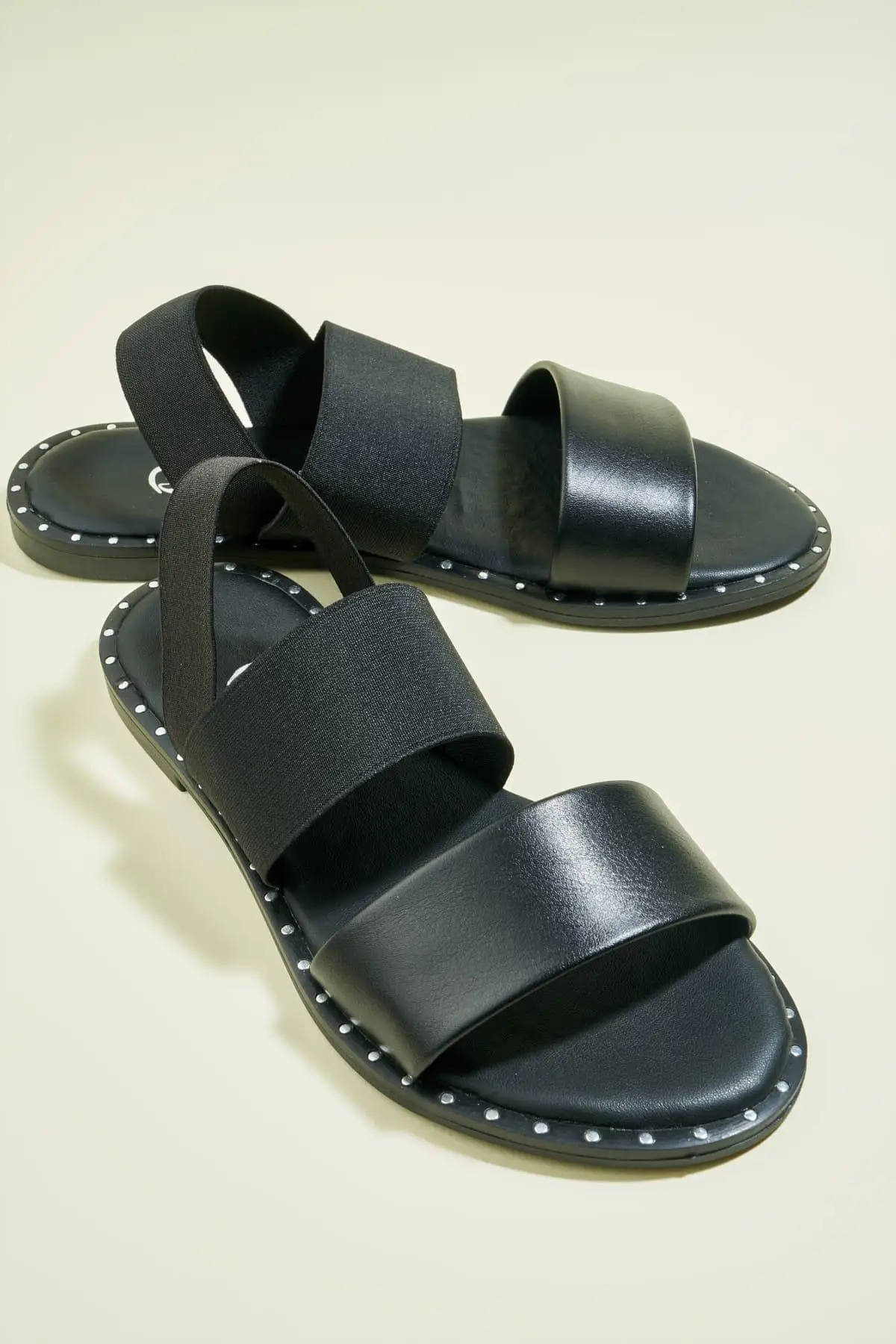 Bambi Black Women Sandals H06471604 | Обувь