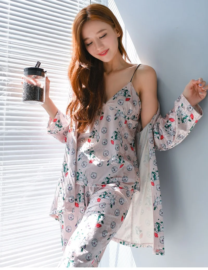 pink pleuche prints sleepwear 3pcs 4