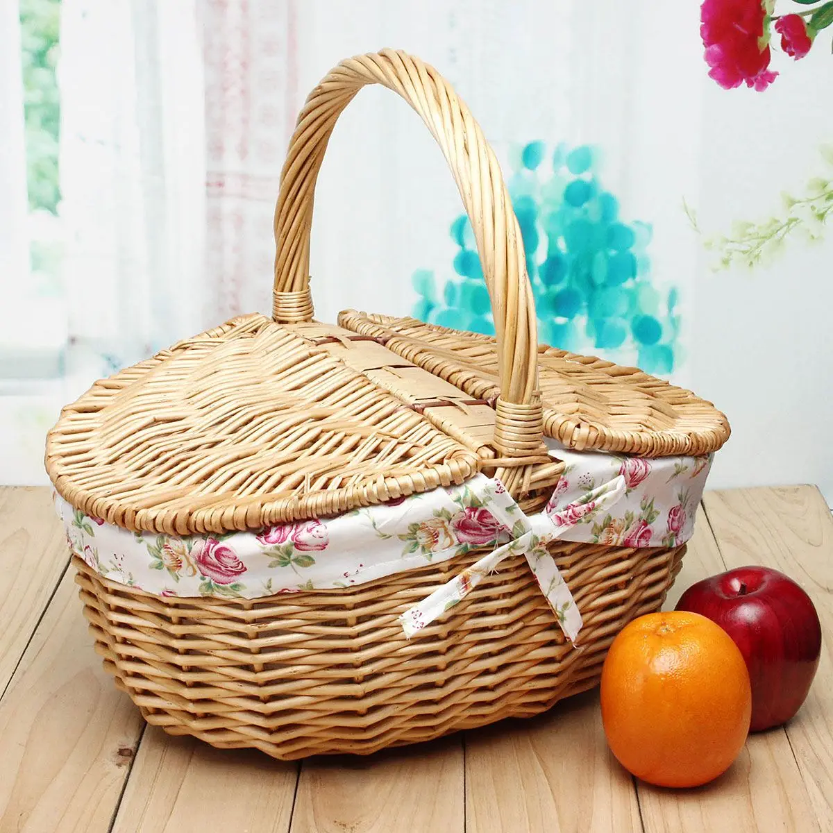 

Wicker Willow Picnic Basket Hamper Shopping Vintage Basket with Lid and Handle Up to 10KG for Camping for Shopping & Pets