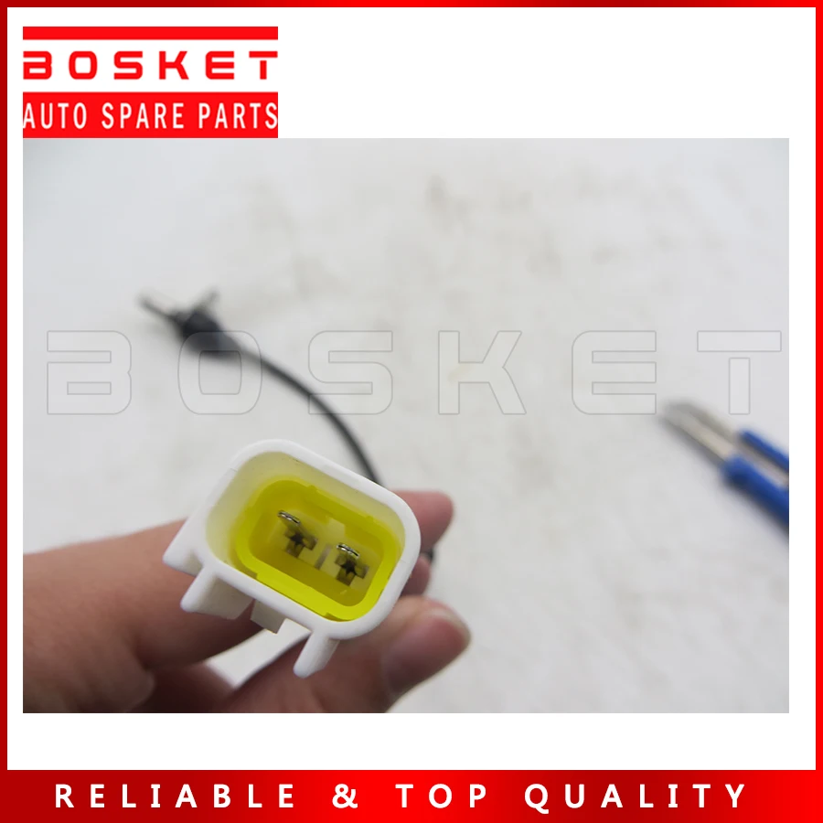 8-98002215-0 8980022150 Speed Sensor Suitable for ISUZU