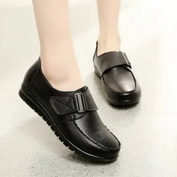 

Plus Size 25 - 62 Women Flat Shoes Soft Genuine Leather Mother Shoes Comfort Casual Shoes Female Autumn Singles Women Flats