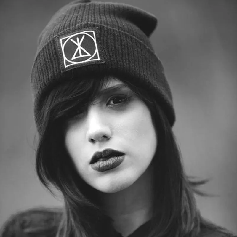 beanie skater style