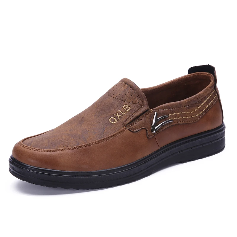 

Men Loafers New Famous Brand Sneakers Shoes Slip On Flat Male Footwear Vintage Leather Men Flats Moccasins Shoes