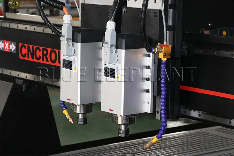 Китай multi 2 головки 4 оси ЧПУ машины, пневматический 2 головки cnc router машина