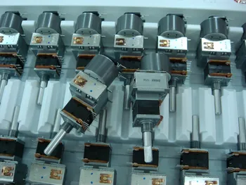 

[VK] Japan ALPS 18 double motor potentiometer with tap 8-pin B30K X2 handle length 30MMF switch