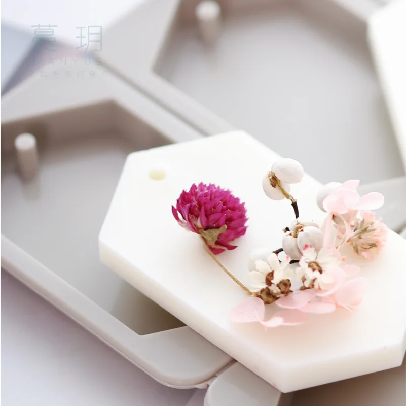 

molds for plaster DIY aroma gypsum wax mould Hanging brand silicone mould car decoration pendant mould