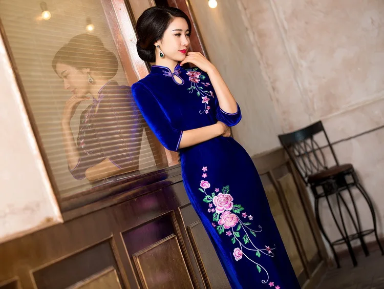 Элегантная дама бархат Cheongsam ретро свадебное платье вышивка Cheongsam платье Fashion тонкий мать платье Cheongsam платье