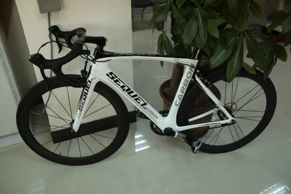 

2016 new model SE09 carbon bicycle carbon wheels 7kg light complete bike made in China withdifferent groupset