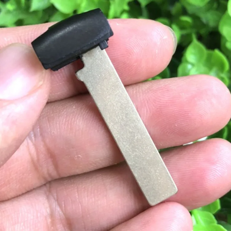 DAKATU Smart Remote Key Uncut Key Blade For SUBARU RZ WRX STI Legacy