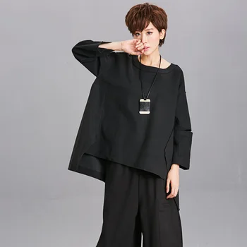 

2018 New Woman Autumn Spring Fashion Loose Asymmetrical Personality Hole Black T Shirt Tops Ladies Casual Oversize T Shirt Tees
