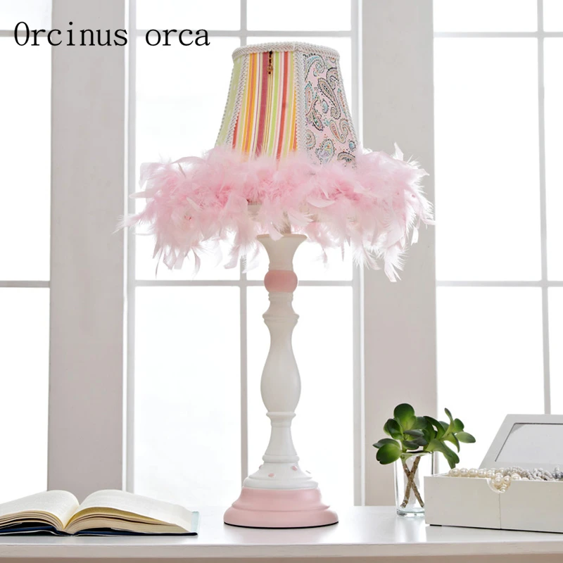pink feather table lamp