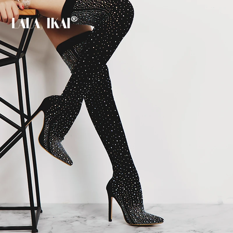 US $37.59 40% OFF|LALA IKAI Frauen Schwarz Knie Kristall Lycra Stretch Stiefel High Heels Spitz Nacht Club Slip Auf Overknees Stiefel 014C1872 4 in US $37.59 40% OFF|LALA IKAI Frauen Schwarz Knie Kristall Lycra Stretch Stiefel High Heels Spitz Nacht Club Slip Auf Overknees Stiefel 014C1872 4 in
