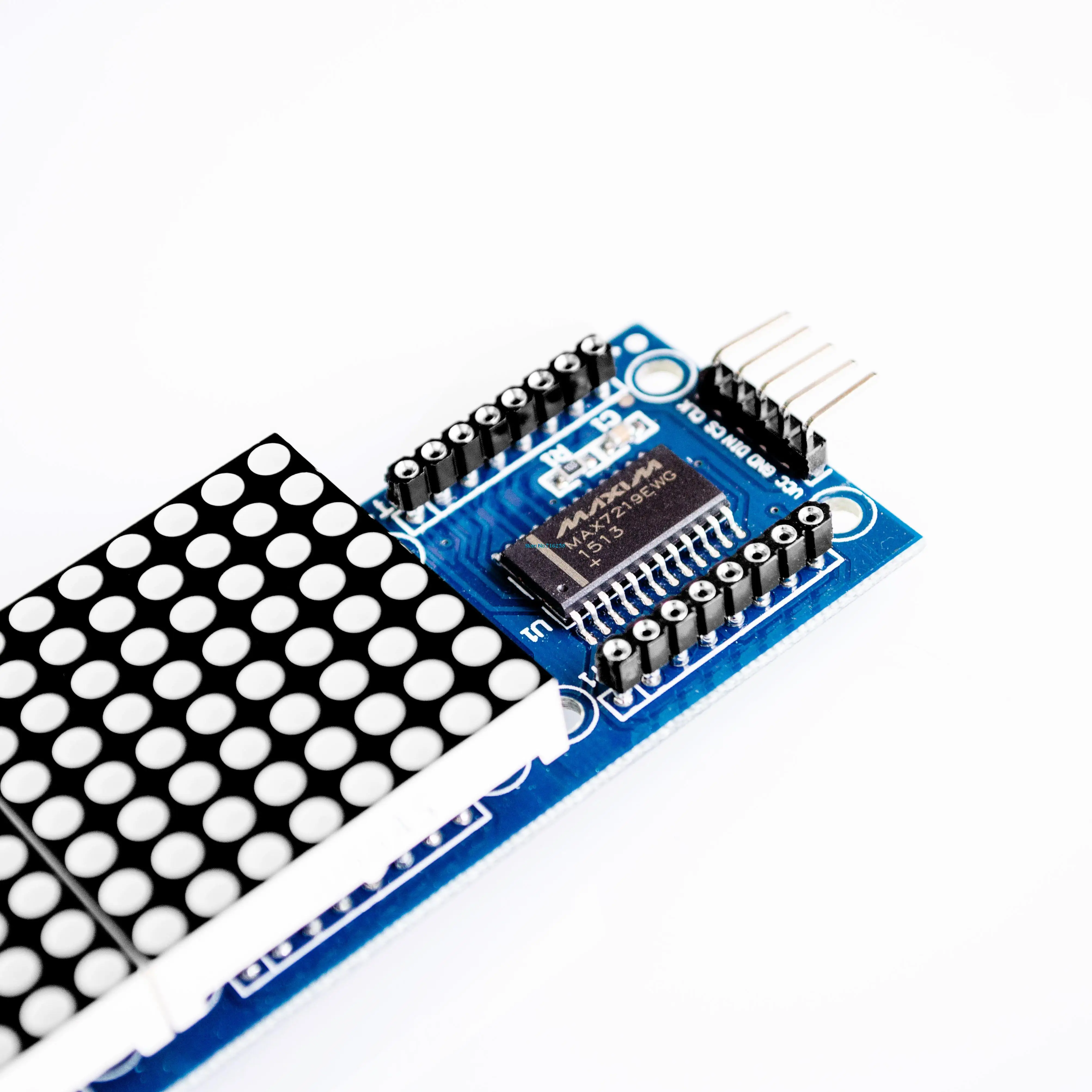 Модуль точечной матрицы MAX7219 для микроконтроллера Arduino 4 в одном дисплее с линией