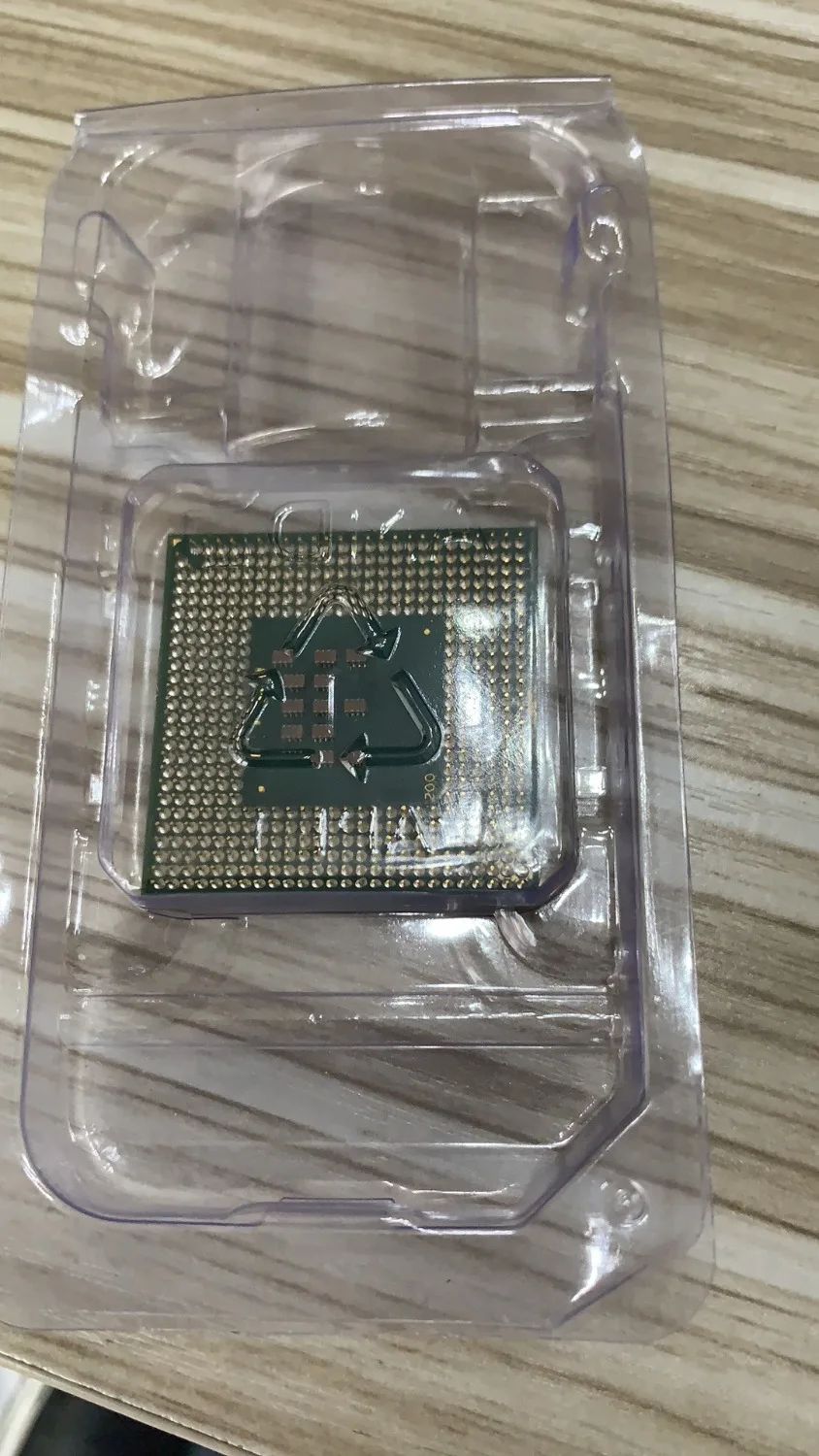 En Ligne CPU ordinateur portable Pentium M 770 CPU 2 M Cache 2.13 ghz 533 Dual Core Socket 479 ordinateur portable processeur PM770 soutien 915 1 4.