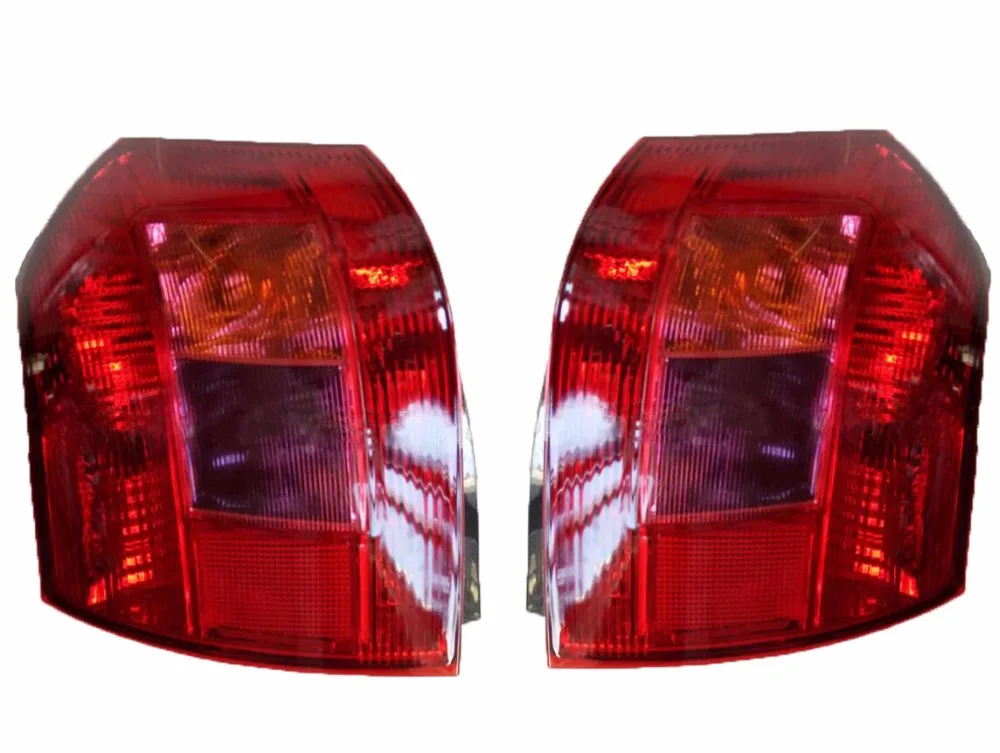 

2 pieces Rear Tail Light Reversing light Tail lamp for Toyota Corolla Runx
