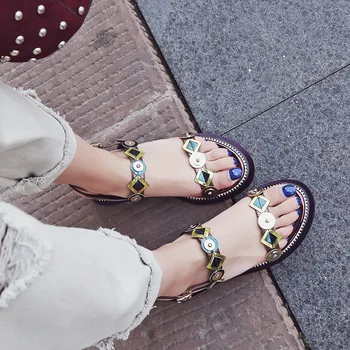 

Sandals female 2018 summer new Korean version of the leather wedge with round head open toe with geometric color word sandals.