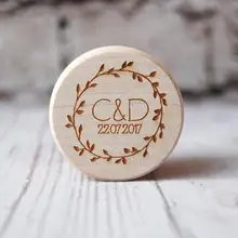 Индивидуальная деревянная коробочка для кольца-изготовленная на заказ с инициалами и датой вашего выбора-дизайн гирлянды