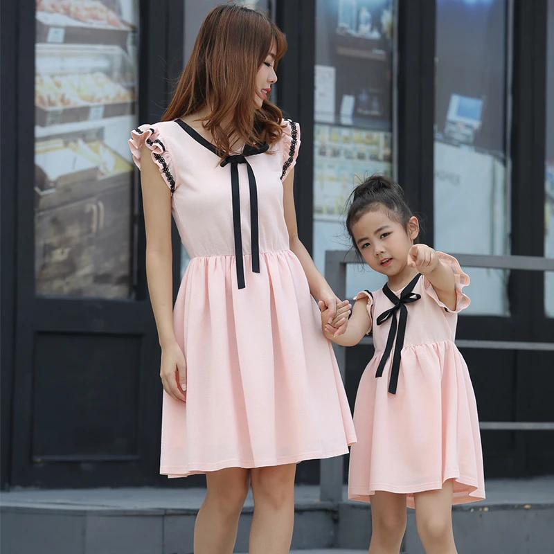 

Ruffle Sleeveless Mother Daughter Dresses Family Matching Outfits Mommy and Me Clothes Mom Mum Mama and Daughter Look Dress ML