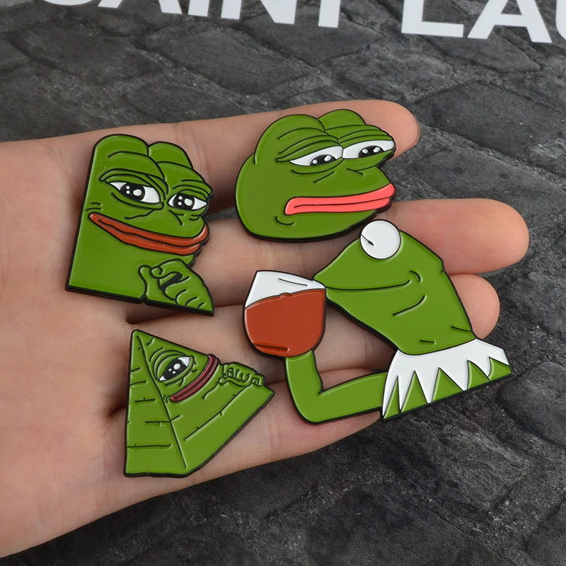 

Smiling Sad Frog Pepe Men's Brooch Lapel Button Icon with Sad Dad Frog Pin Set Brooch Badge Backpack Bag Hat Accessories