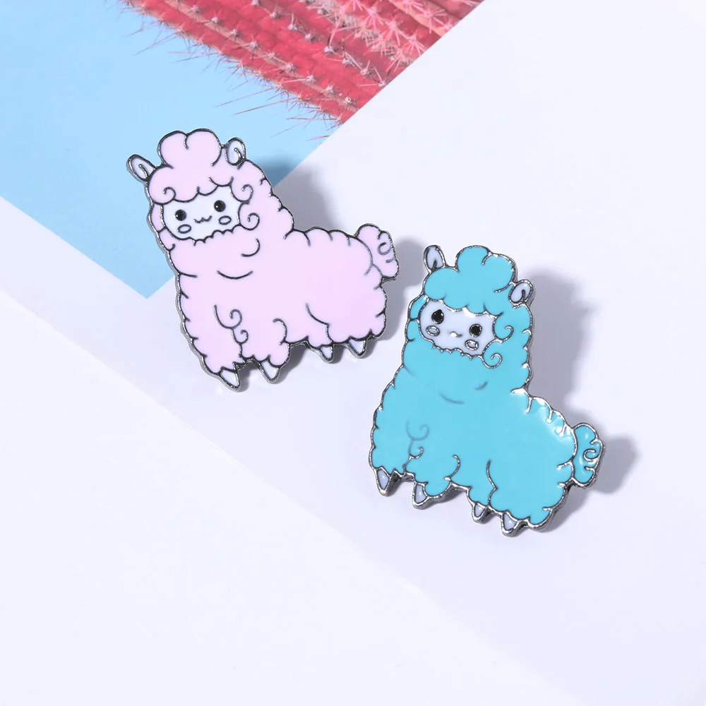 

1 PCs Women Cartoon Brooch Cute Kawaii Sheep Alpaca Brooches Collar Lapel Badge Enamel Animal Pins Button Pink Blue Jewelry