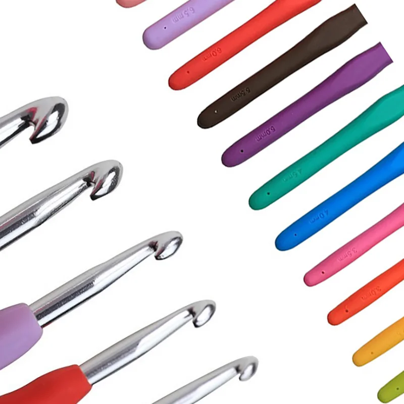 Crochet-Hooks-Set-12pcs-Ergonomic-Soft-Rubber-Grip-Handle-Aluminum-Knitting-Needle-in-Case-Size-2mm (1)