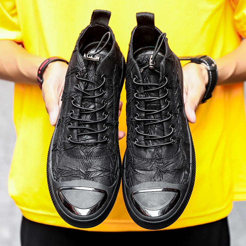 CNFIIA حذاء رجالي الذكور أحذية الكبار الأسود أزياء الأحذية الذكور أحذية تزلج عارضة عالية الجودة الفاخرة مصمم رياضية المشي