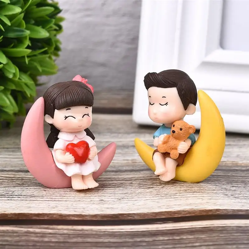 

2pcs/Set New Arrival Moon Couple PVC Romantic Figurines Craft Decorative Ornaments For Bonsai Home Table Decoration