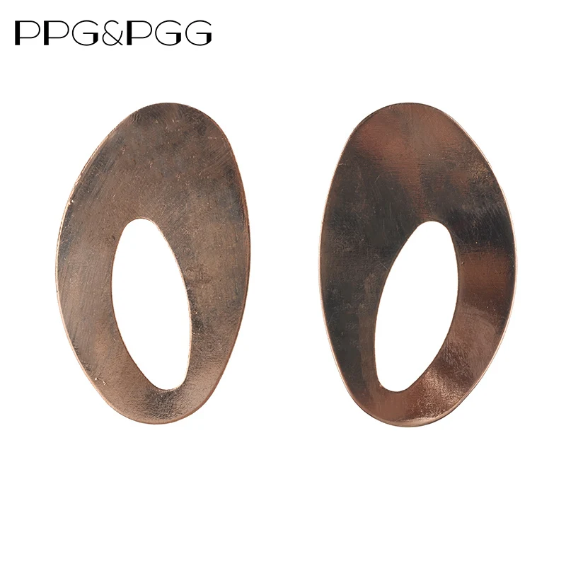 

PPG&PGG Simple Metal Stud Earrings for Women Statement Jewelry Punk Trendy Wedding Party Hot Fashion Earring Brinco