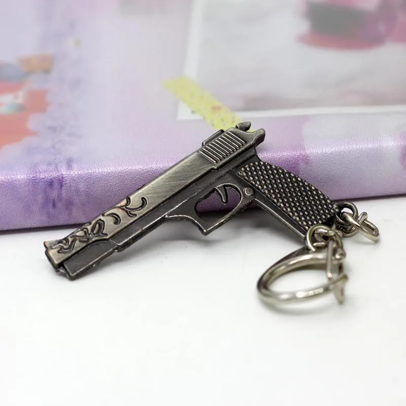 

2017 High Quality Novelty Gun Desert Eagle Keychain Men Trinket Awp Rifle Sniper GO Saber Men's Key Chain Jewelry Souvenirs Gift
