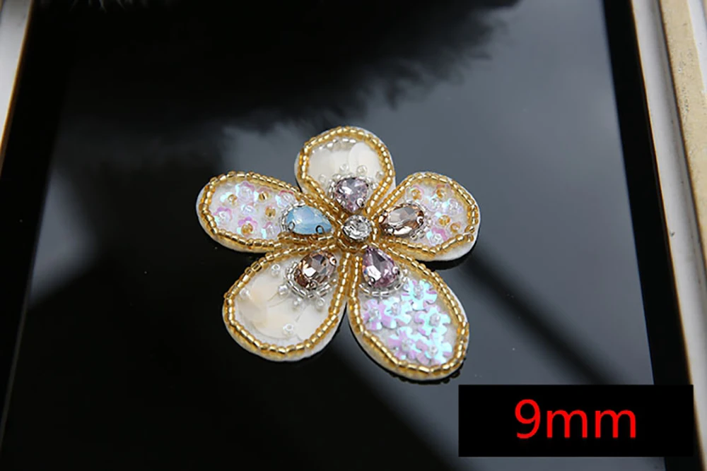 Large-three-piece-set-of-sequined-flowers-patches-fur-clothing-Nail-bead-patches-and-applique