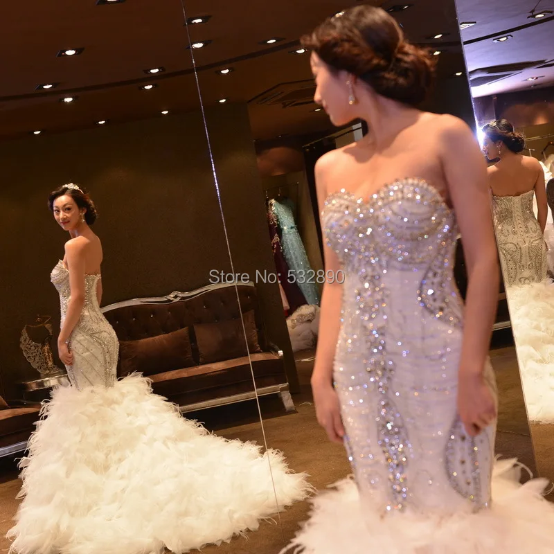 2016-Luxury-Mermaid-Feather-Bridal-gowns-Sweetheart-Beaded-Crystals-Lace-Up-Wedding-Dresses-Fashion-vestidos-de (2).jpg