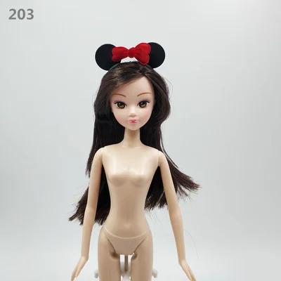 e (9)
