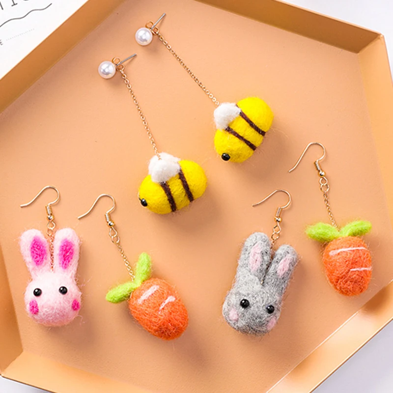 

2019 Sweet Cute Cartoon Wool Felt Rabbit Bee Carrot Drop Earrings Asymmetry Dangle Earring for Kid Girls Jewelry Gift Pendientes