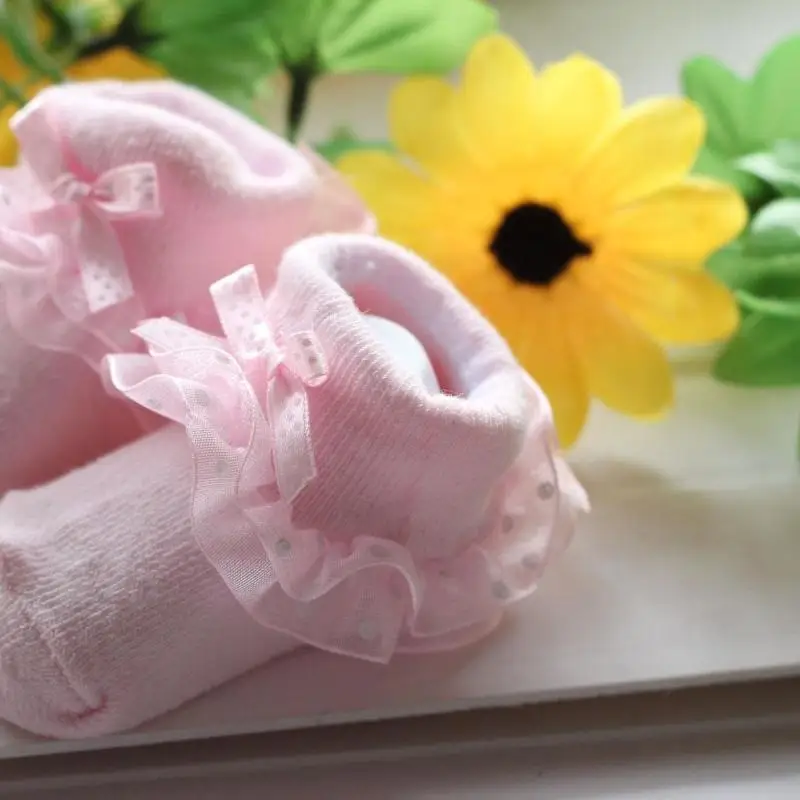 Кружевные носки из чистого хлопка для маленьких девочек детские носки принцессы всесезонные носки для новорожденных, детские носки для первых шагов, 6 цветов