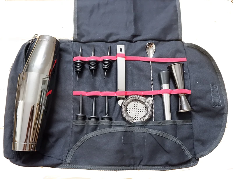 

Cocktail Shaker Set Bartender Kit Bag ,Bar Tool Set for Traveling, Fully Padded, One Size, Black