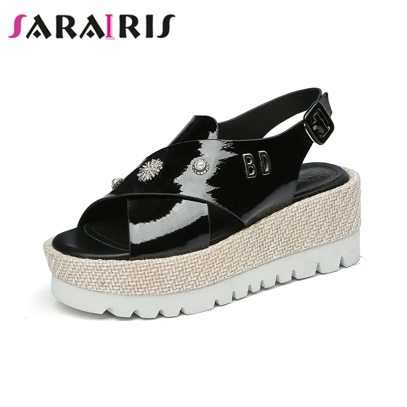 SARAIRIS/Новинка 2019, модные сандалии из коровьей лакированной кожи, женские летние сандалии на платформе, женская обувь, большие размеры 33-43