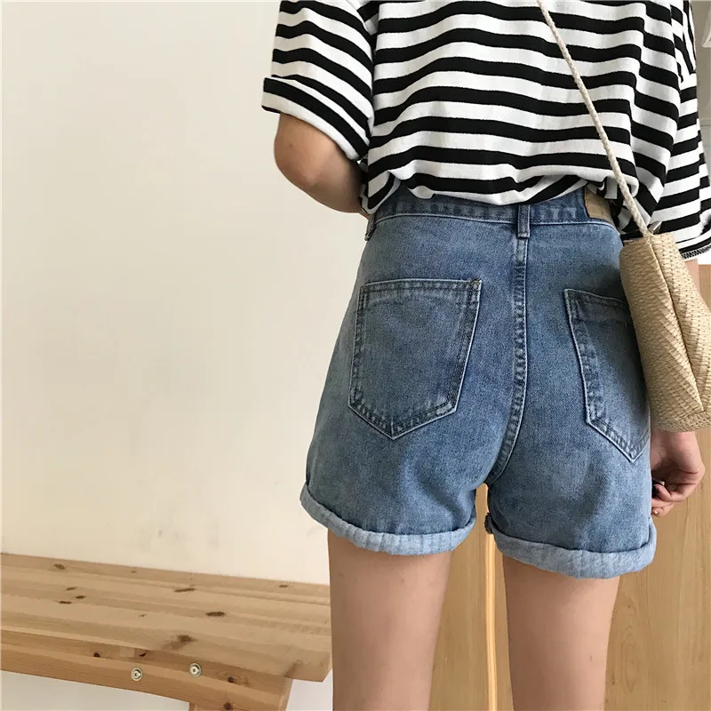 Корейский стиль высокая посадка на пуговице свернувшись широкие брюки Для женщин Джинсовые шорты модные летние Повседневное большой