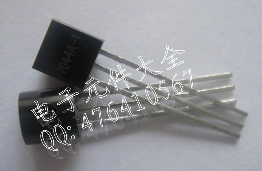 20PCS HT7044 TO-92 HT7044A-1 package |