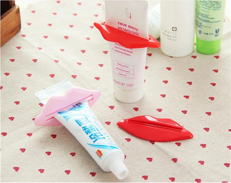 Содержимое тюбика. Введение антидота. Выдавить из тюбика. Остатки из тюбика. H10993.