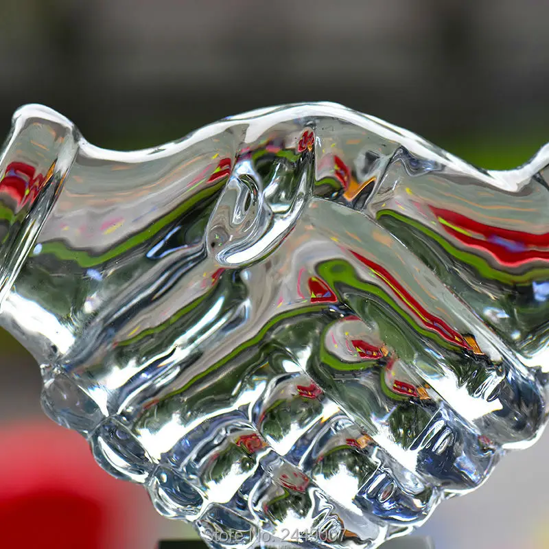 Crystal Decoration Business Supplies Gifts Office Handshake Partnership Ornaments Home Accessories Trophy Crystal Decoration Business Supplies Gifts Office Handshake Partnership Ornaments Home Accessories Trophy