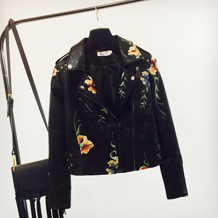 

2019 Spring and Autumn Fashion Women's Short Leather Jacket Floral Embroidered Zipper PU Leather Jacket Short Coat Outwears
