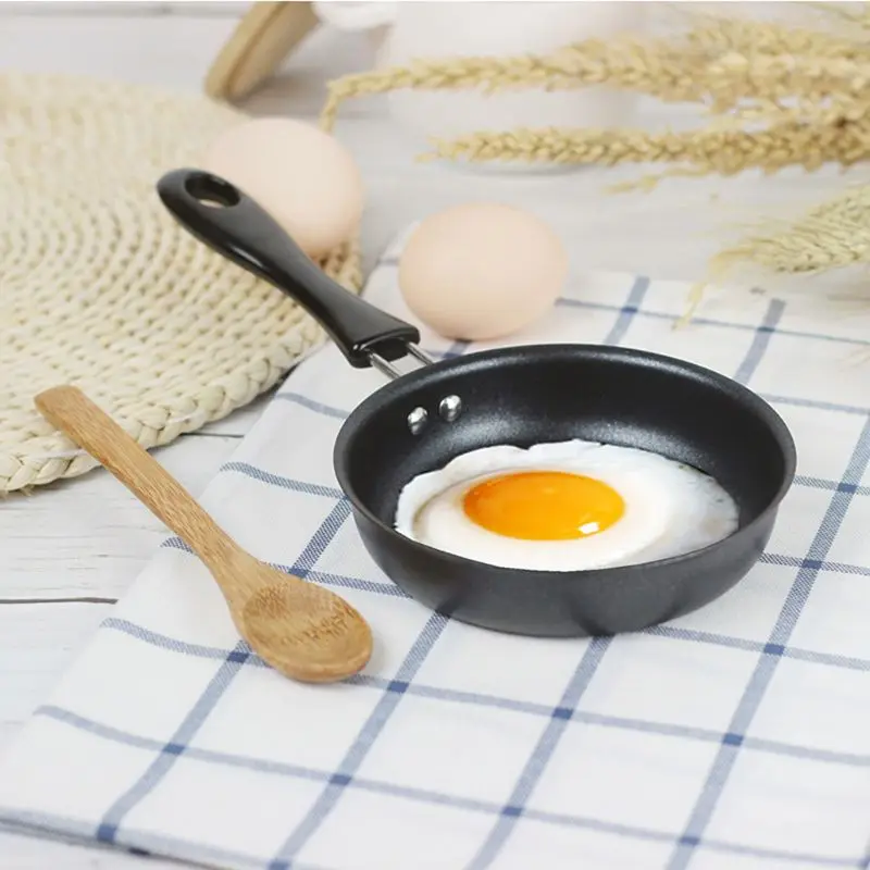 

Mini Cooking Pan Non-Stick Iron Frying Pan Coating Portable Long Handle Fried Eggs Making Breakfast